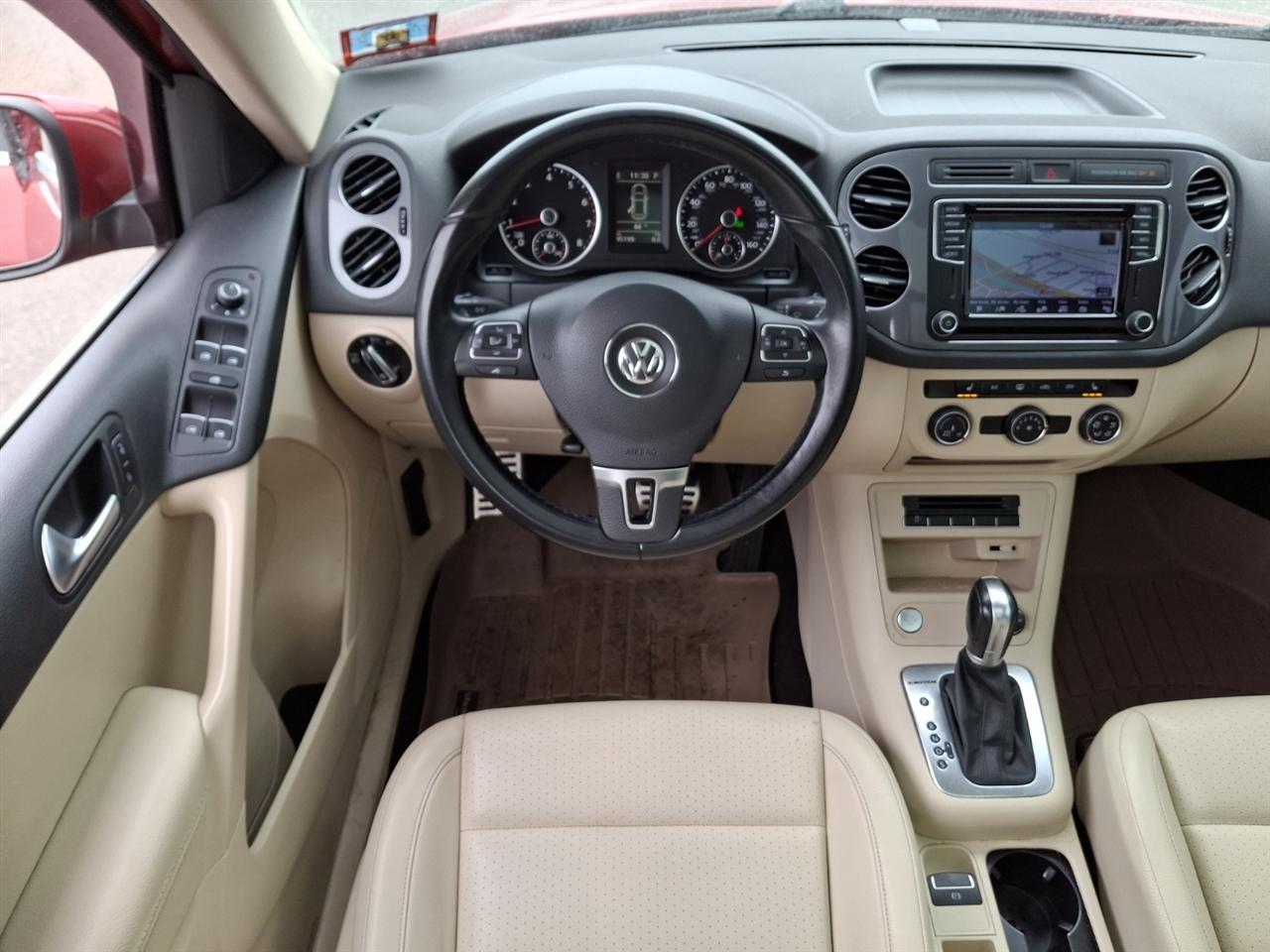 Volkswagen Tiguan  2016
