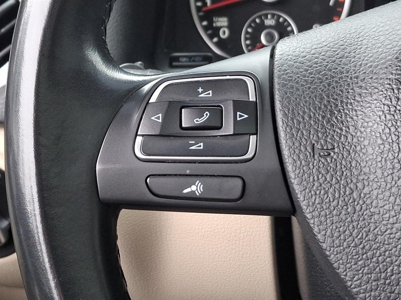 Volkswagen Tiguan  2016