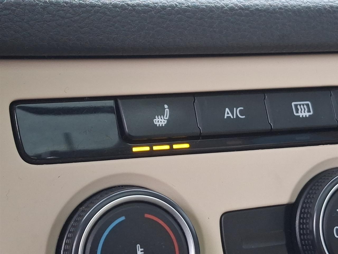 Volkswagen Tiguan  2016