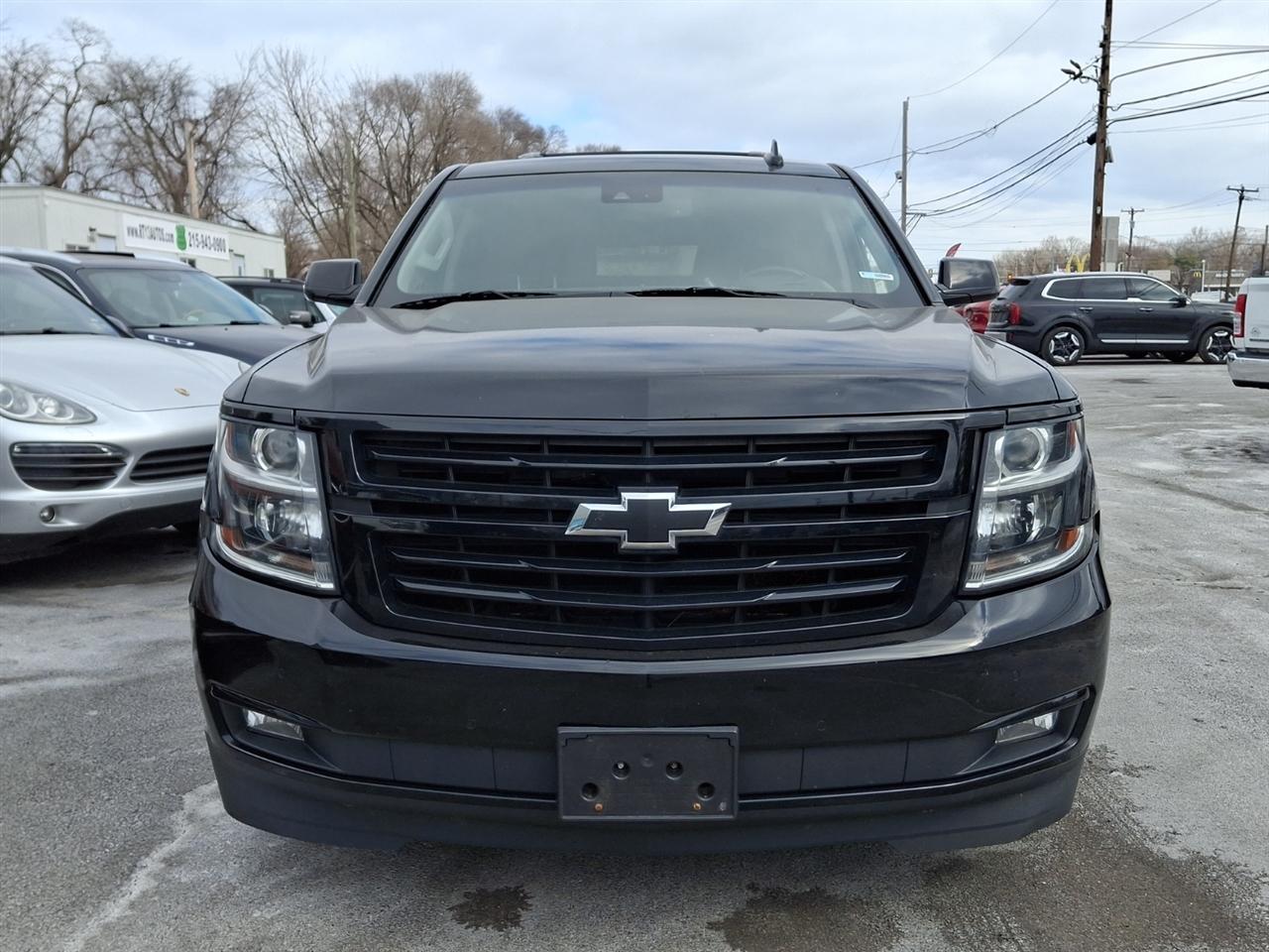 Chevrolet Suburban  2018