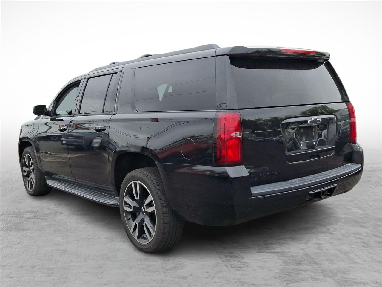 Chevrolet Suburban  2018