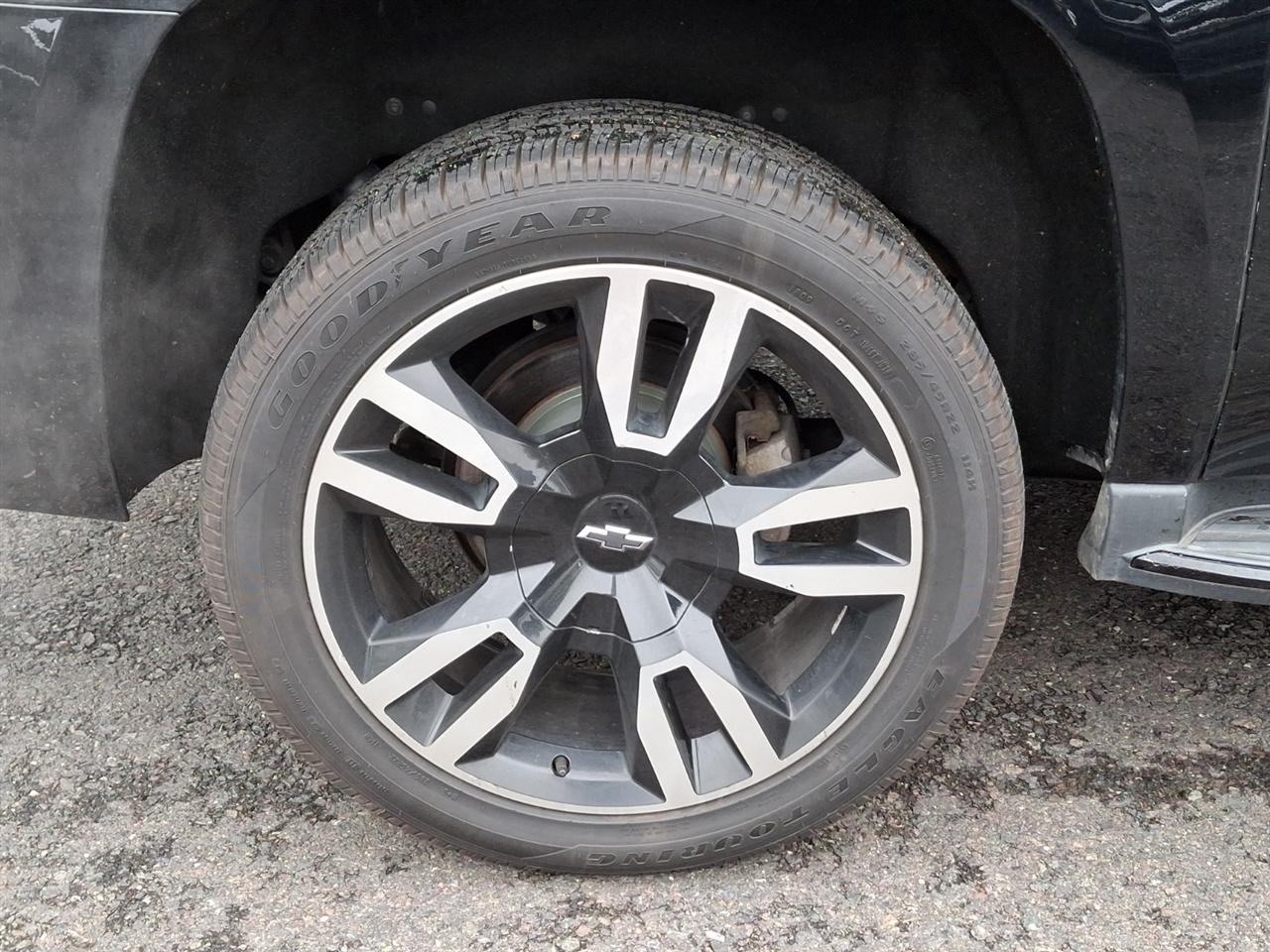 Chevrolet Suburban  2018
