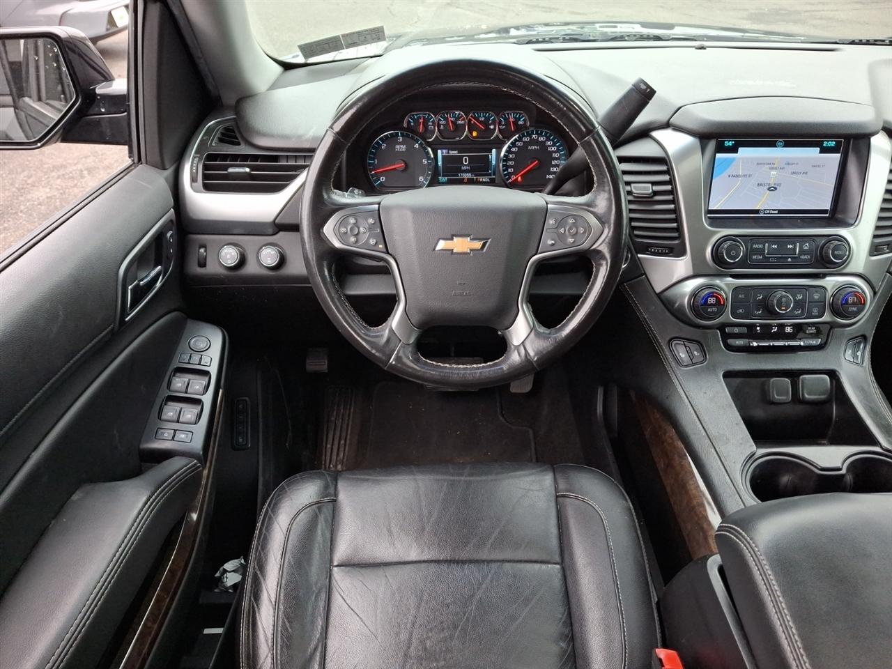 Chevrolet Suburban  2018