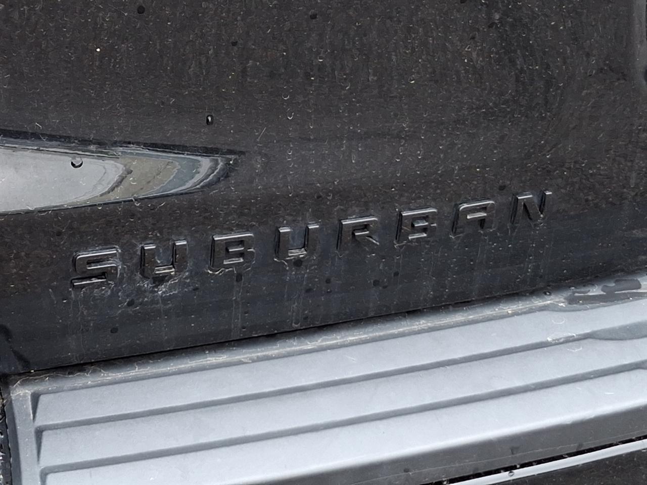 Chevrolet Suburban  2018