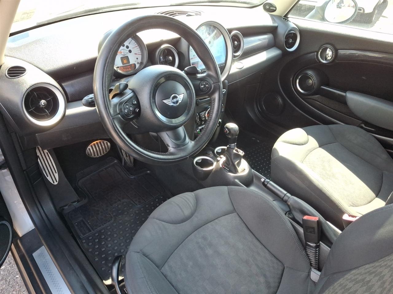 MINI Cooper Clubman  2011