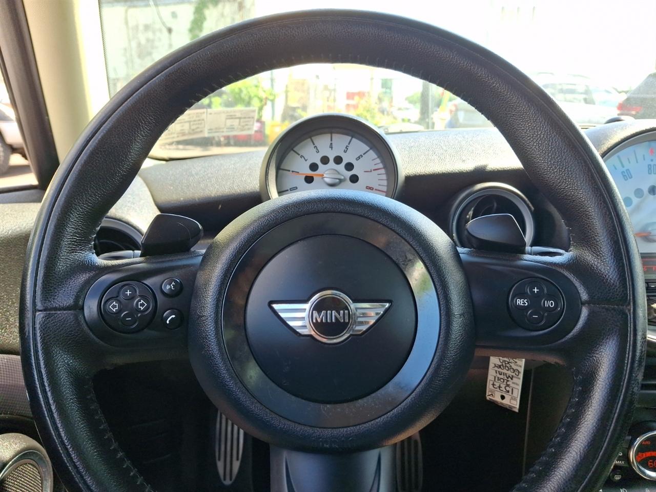 MINI Cooper Clubman  2011