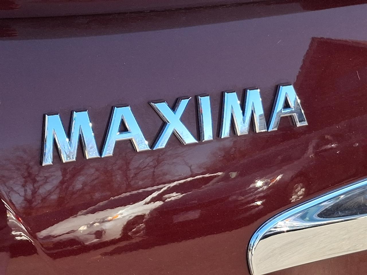 Nissan Maxima  2012