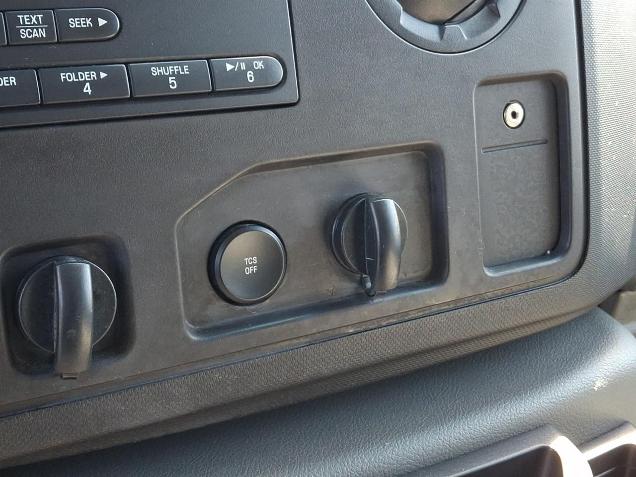 Ford Econoline Wagon  2013