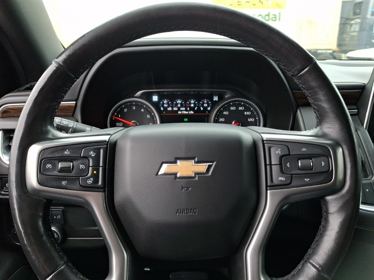 Chevrolet Suburban  2021