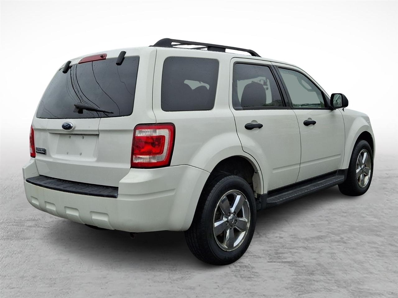 Ford Escape  2009