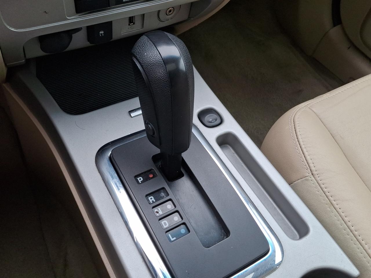 Ford Escape  2009