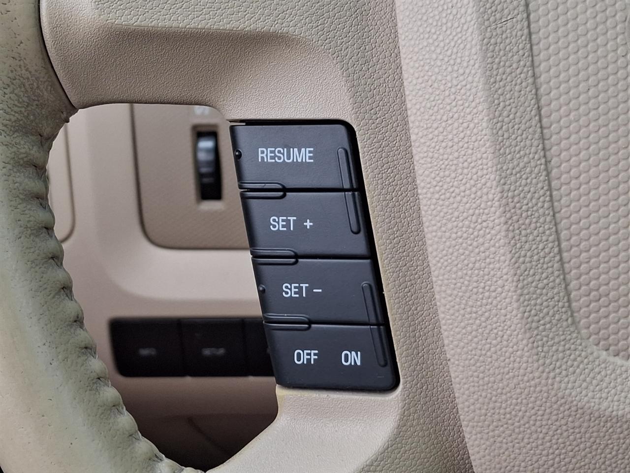 Ford Escape  2009