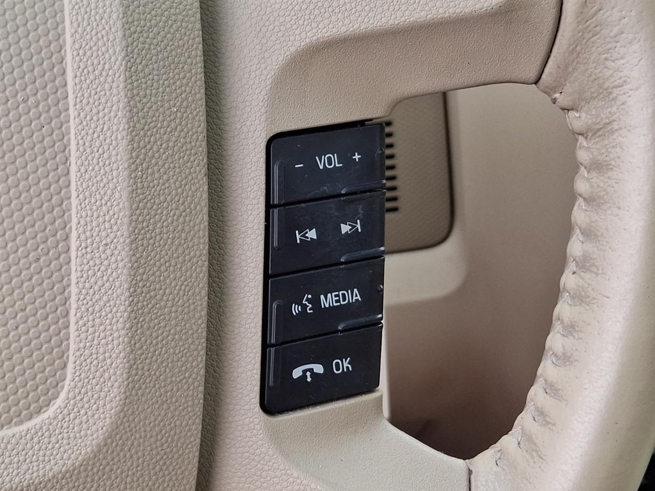 Ford Escape  2009