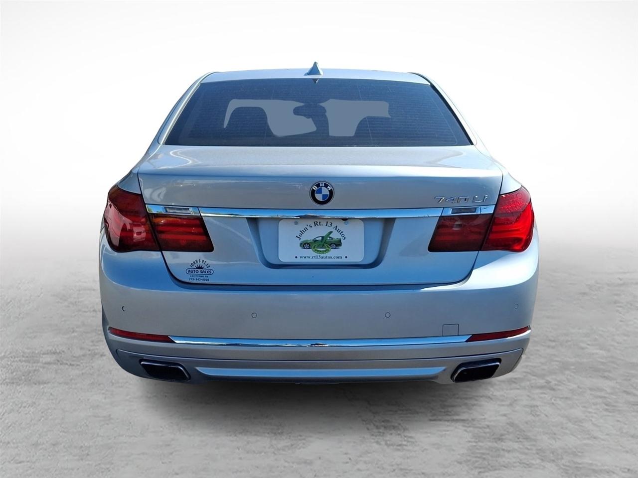 BMW 7 Series  2013