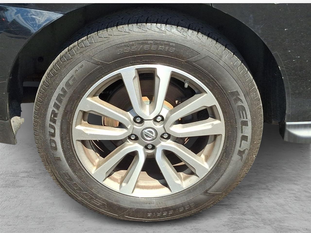 Nissan Pathfinder  2014