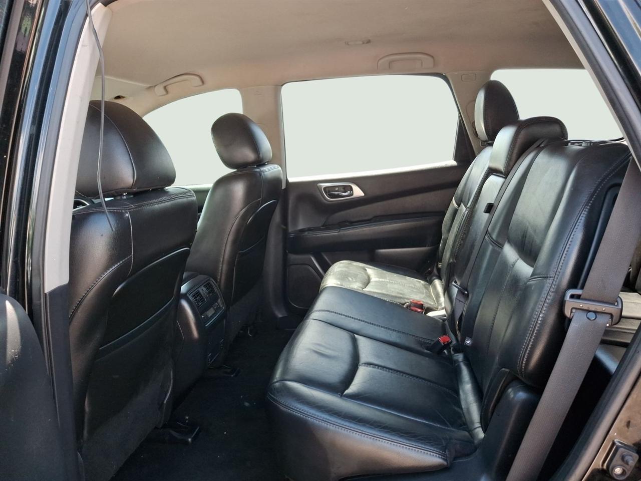 Nissan Pathfinder  2014