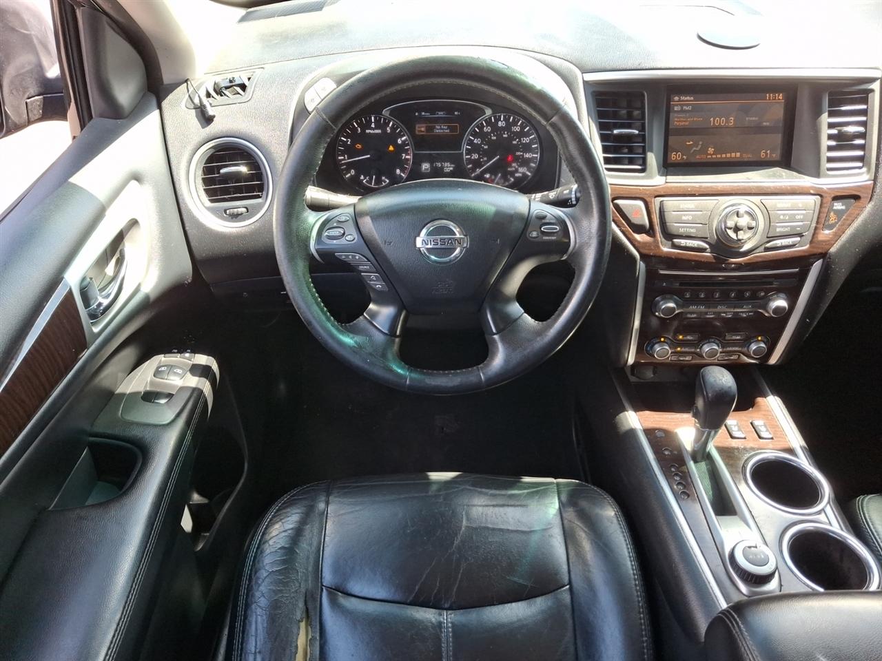 Nissan Pathfinder  2014