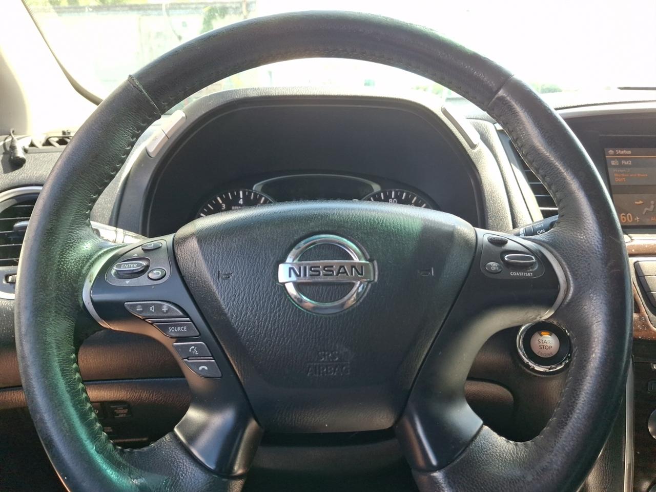 Nissan Pathfinder  2014