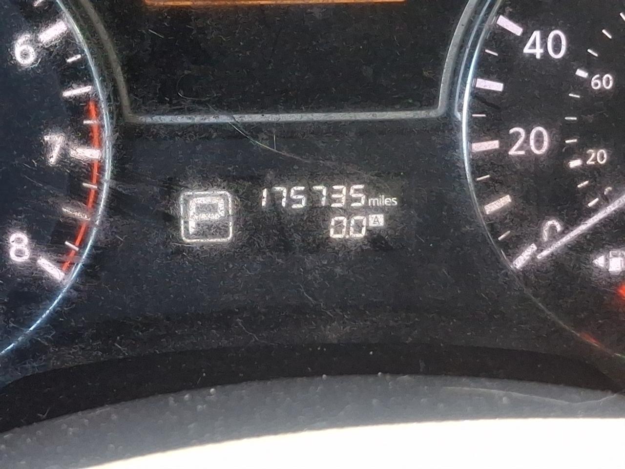 Nissan Pathfinder  2014