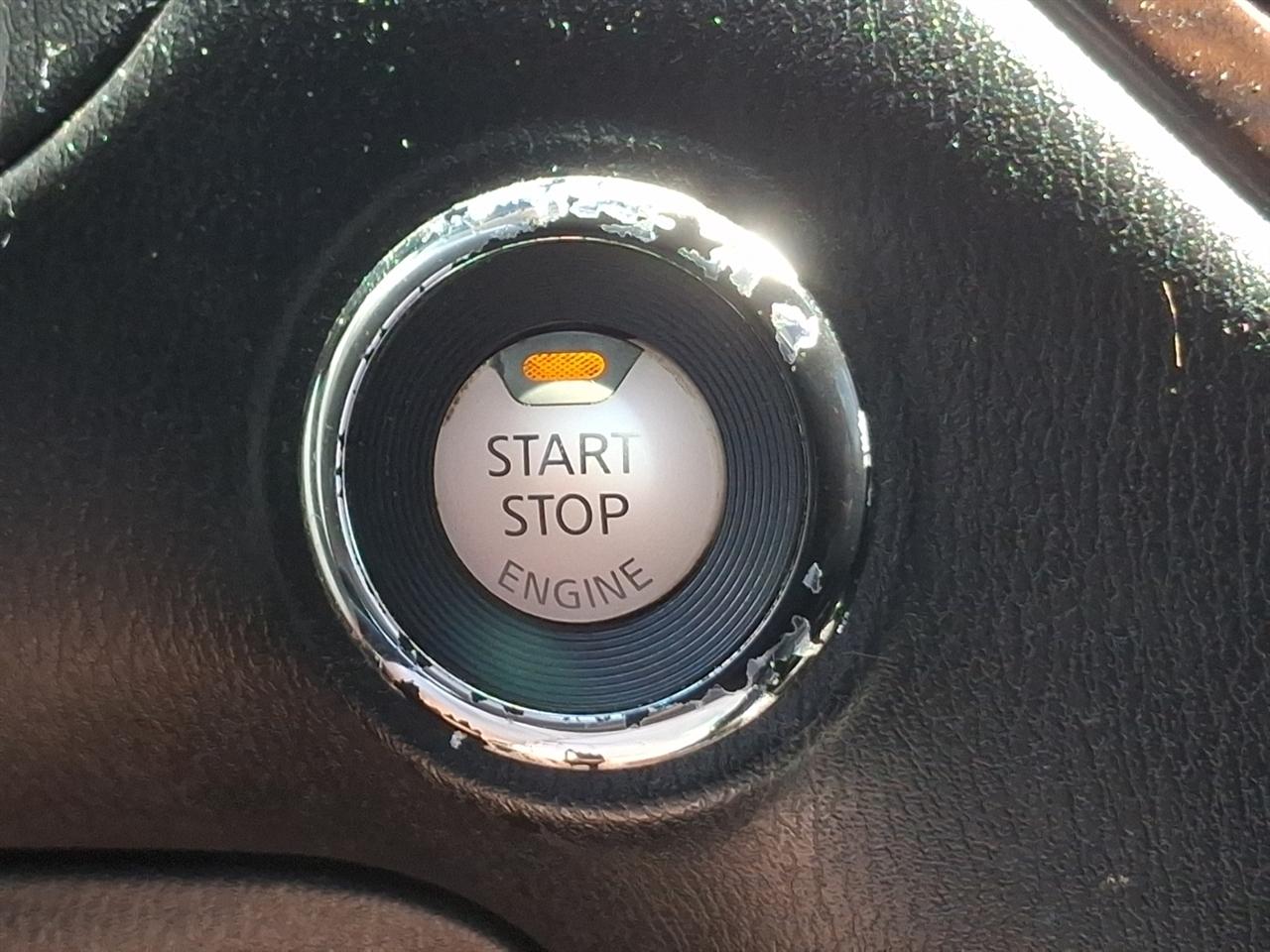 Nissan Pathfinder  2014