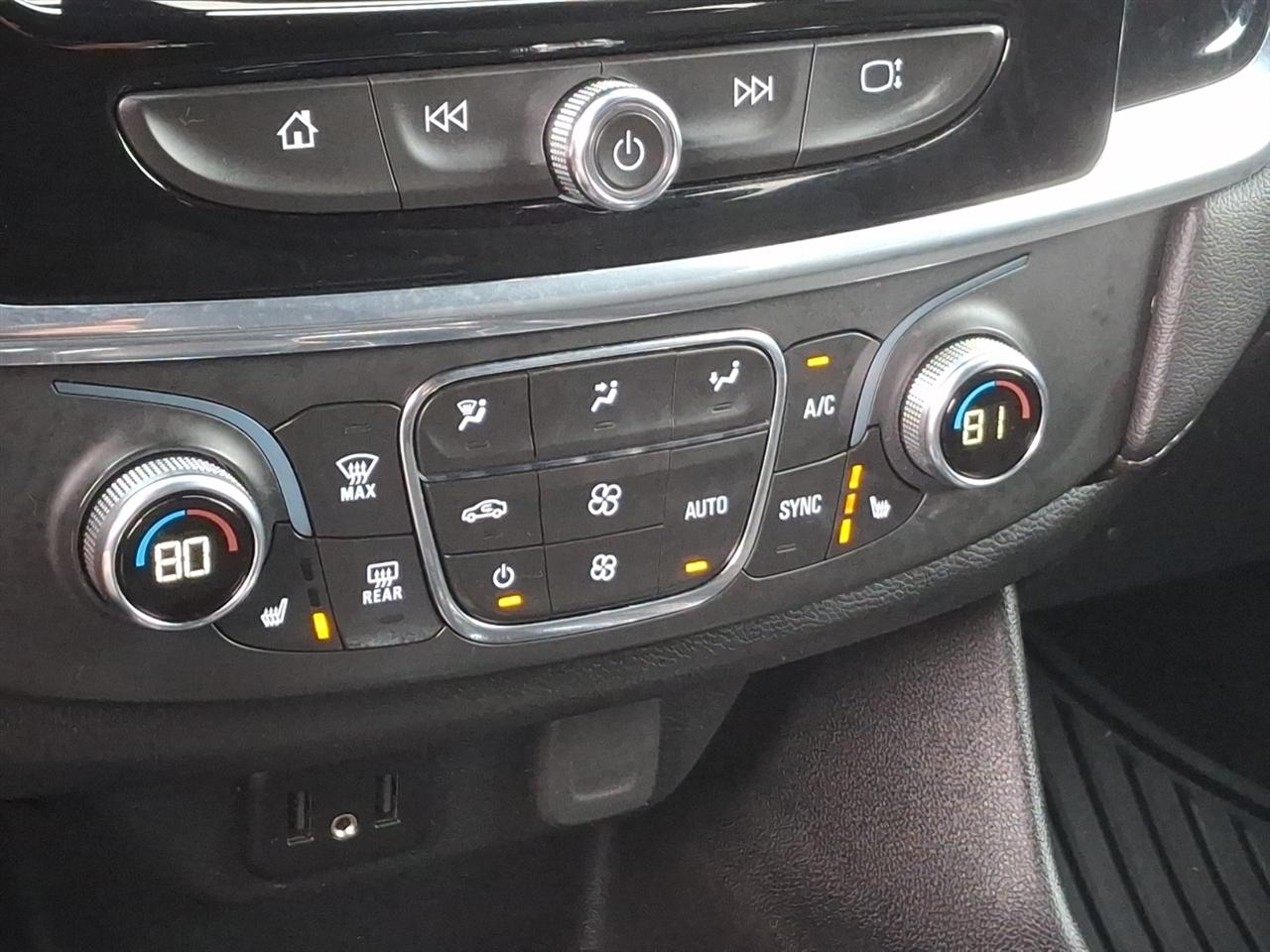 Chevrolet Traverse  2022