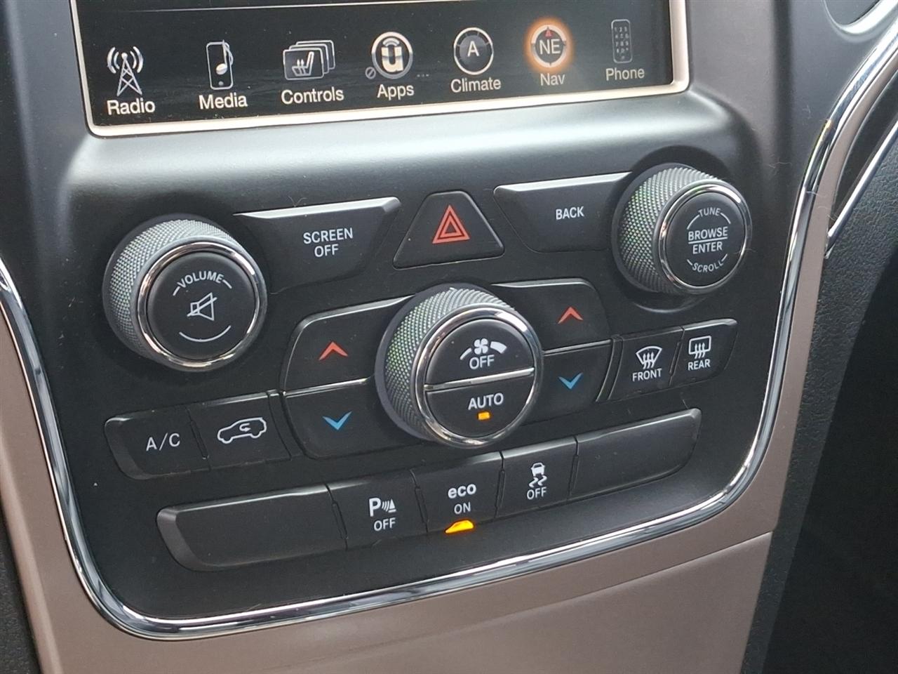 Jeep Grand Cherokee  2014