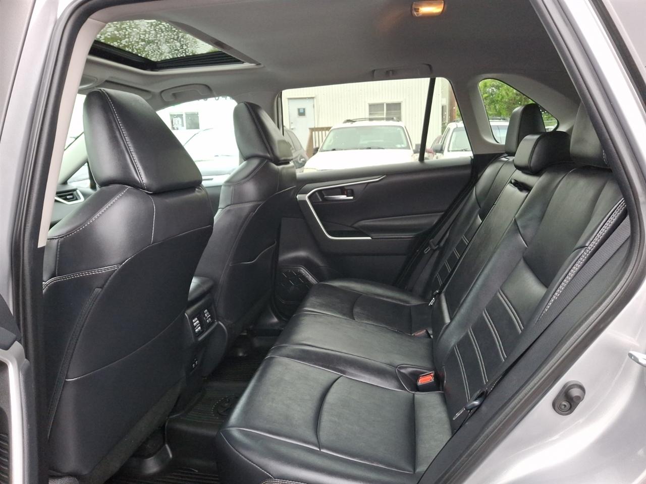 Toyota RAV4  2019