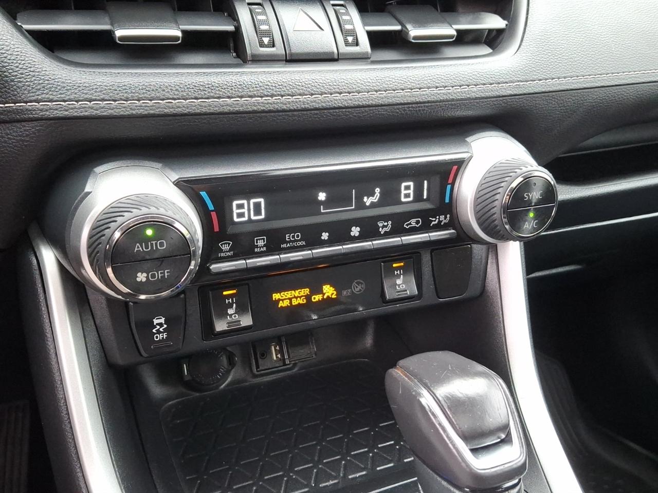 Toyota RAV4  2019