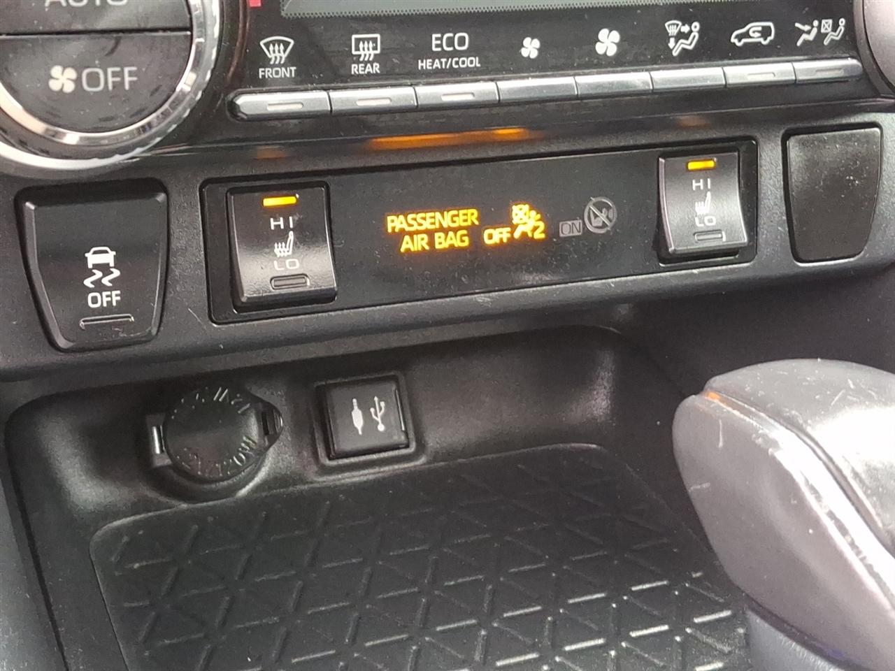 Toyota RAV4  2019
