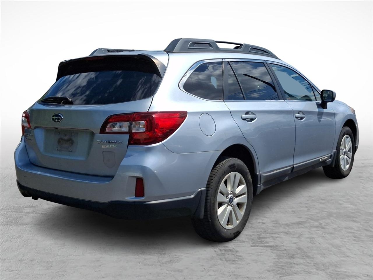 Subaru Outback  2015