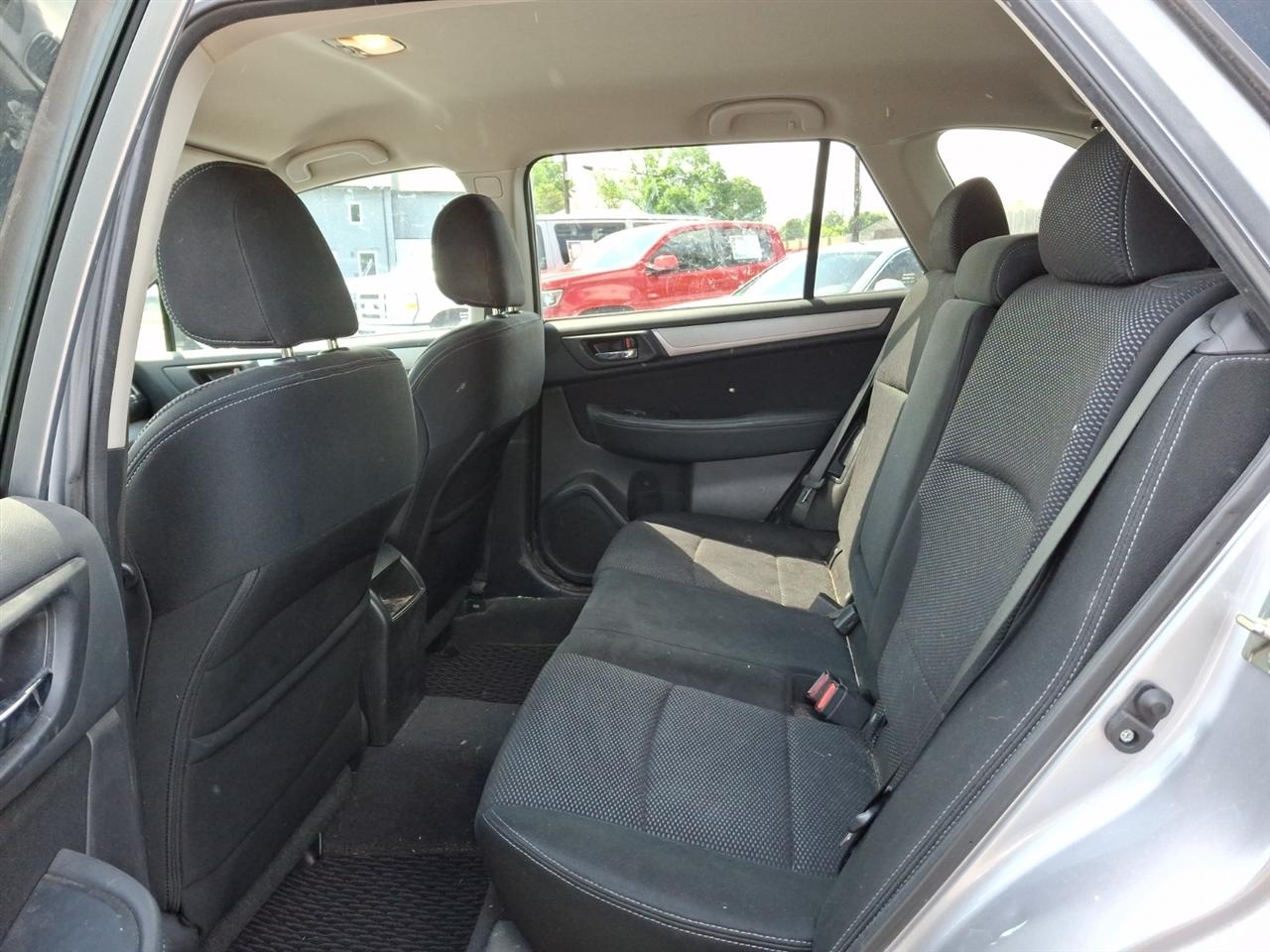Subaru Outback  2015
