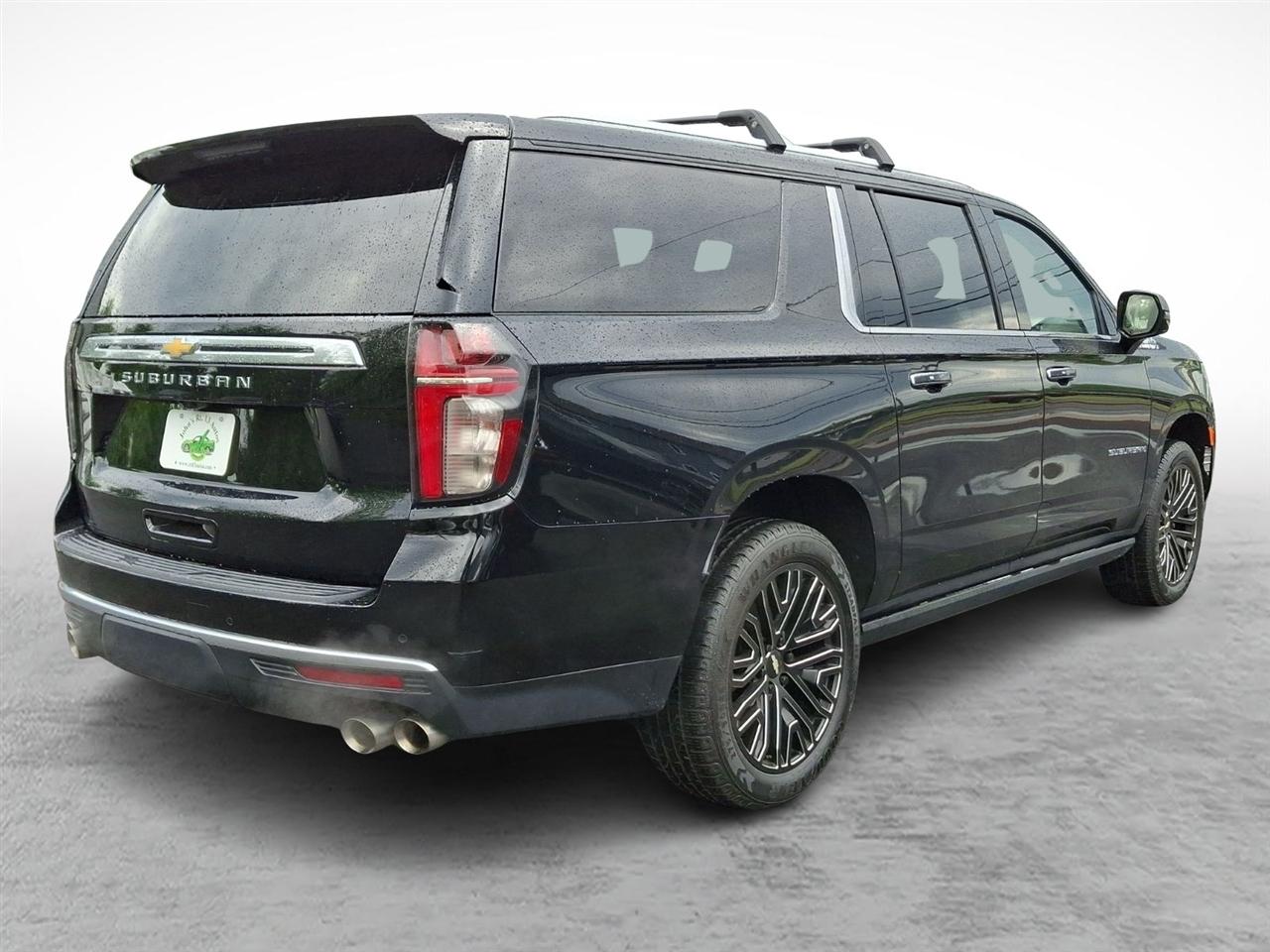 Chevrolet Suburban  2021