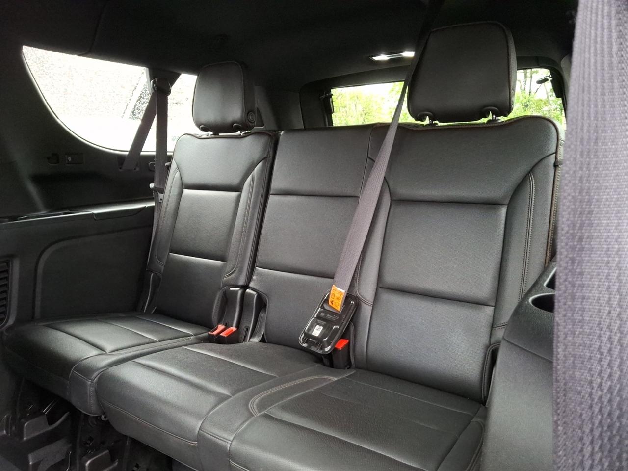 Chevrolet Suburban  2021