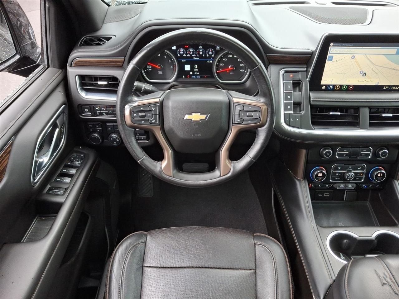 Chevrolet Suburban  2021