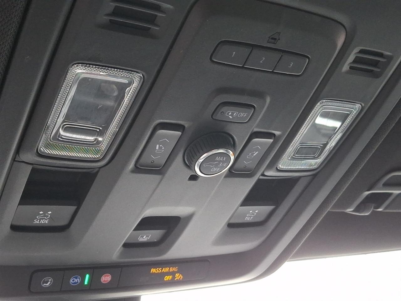 Chevrolet Suburban  2021