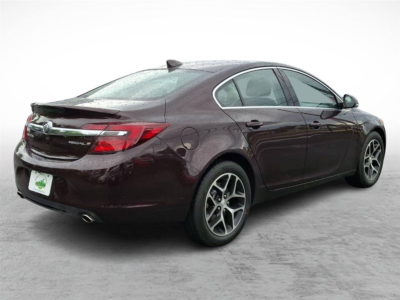 Buick Regal  2017