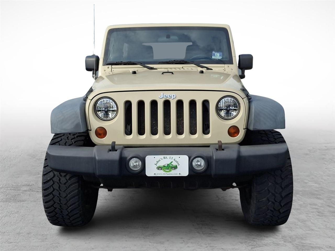 Jeep Wrangler Unlimited  2011