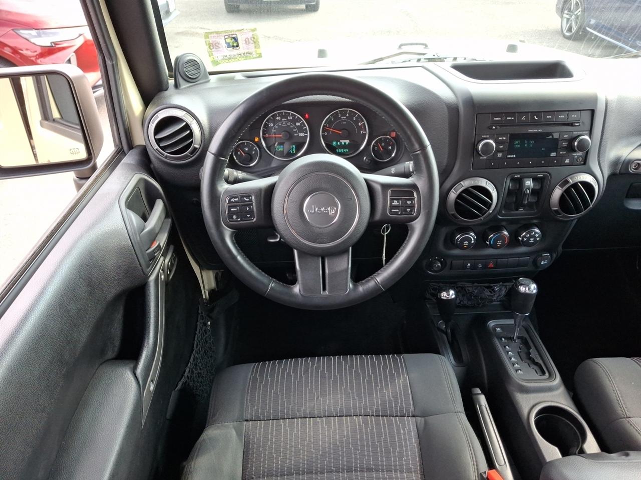 Jeep Wrangler Unlimited  2011