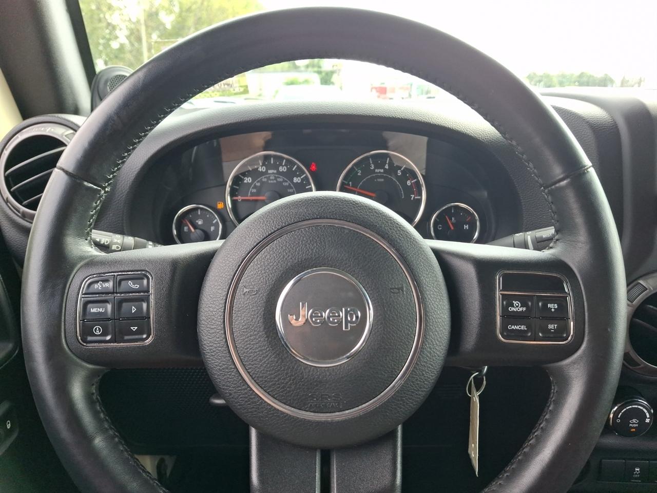 Jeep Wrangler Unlimited  2011