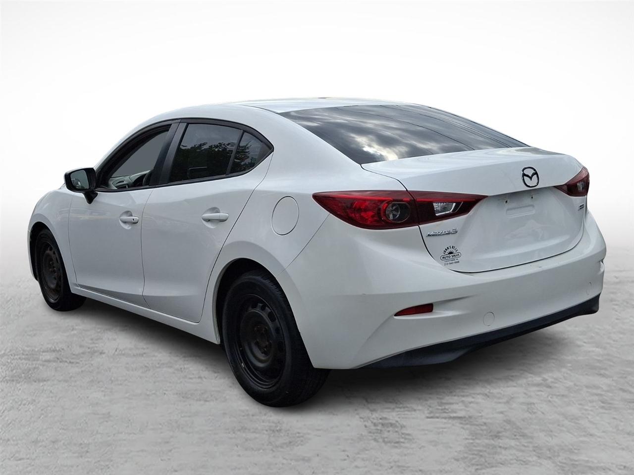 Mazda MAZDA3  2015