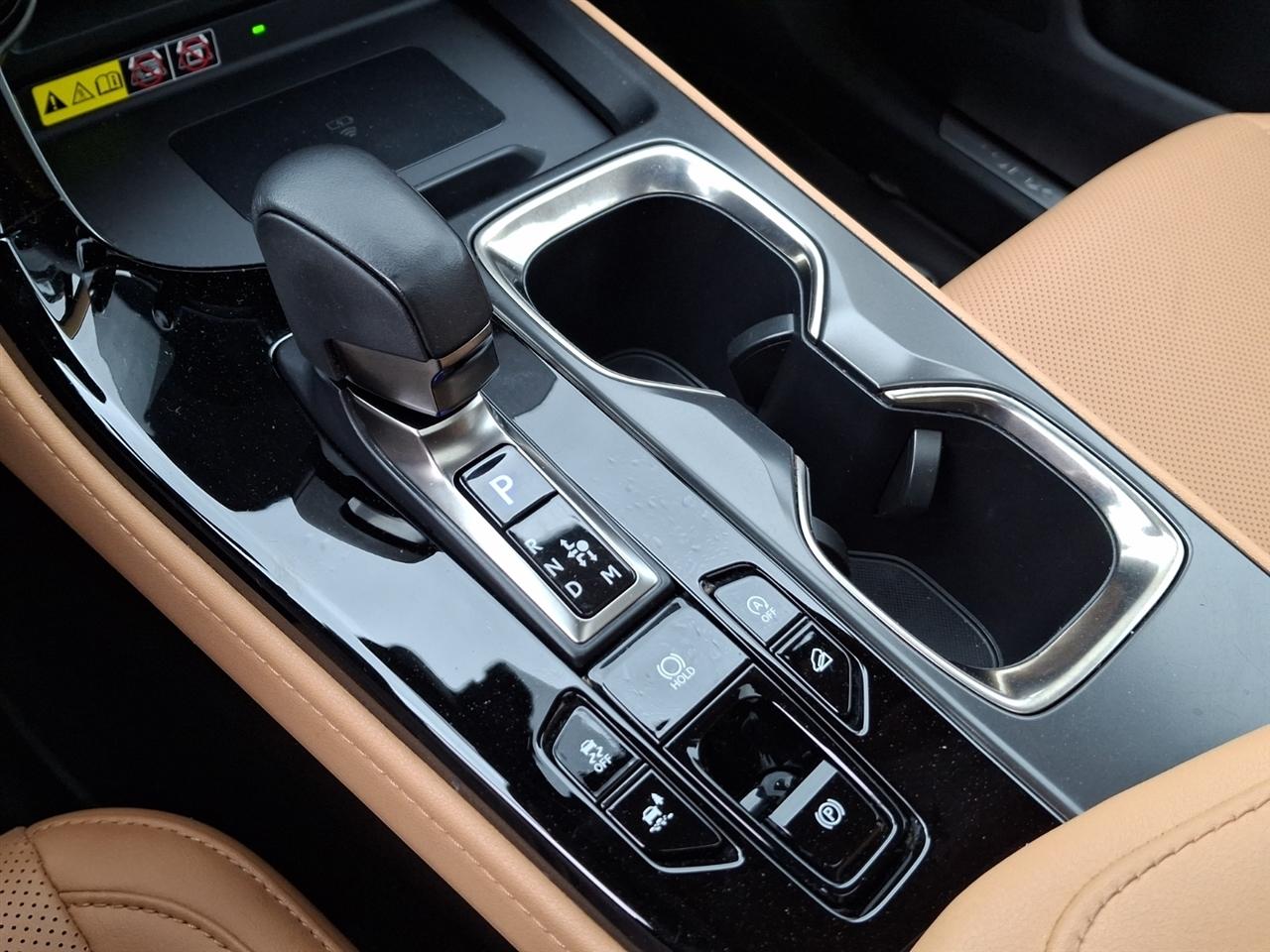 Lexus NX  2024