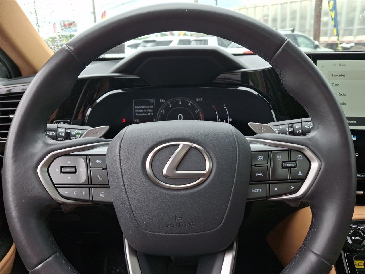 Lexus NX  2024