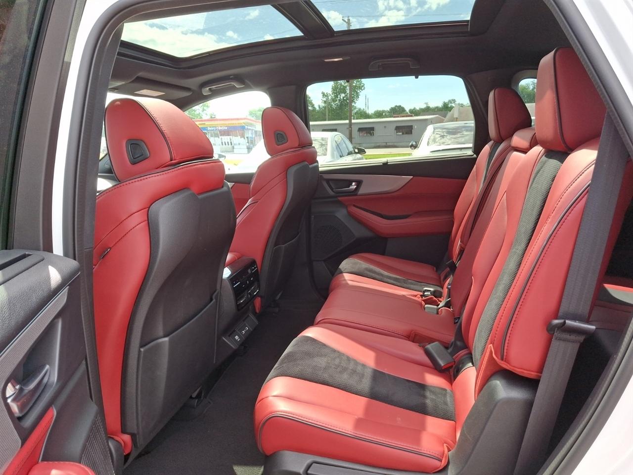 Acura MDX  2023