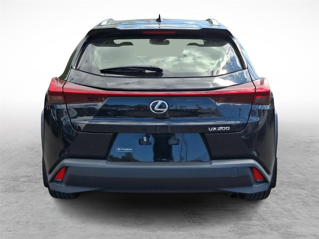 Lexus UX  2022