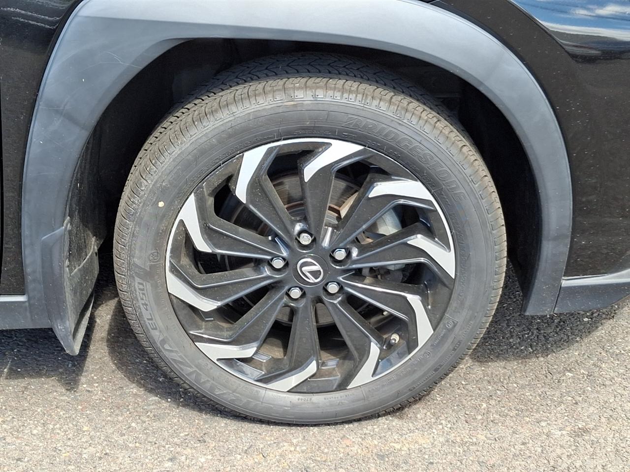 Lexus UX  2022