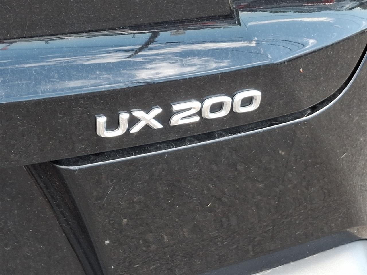 Lexus UX  2022