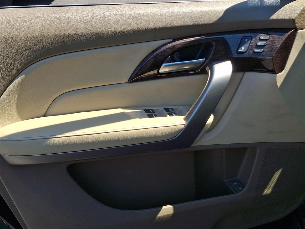 Acura MDX  2012