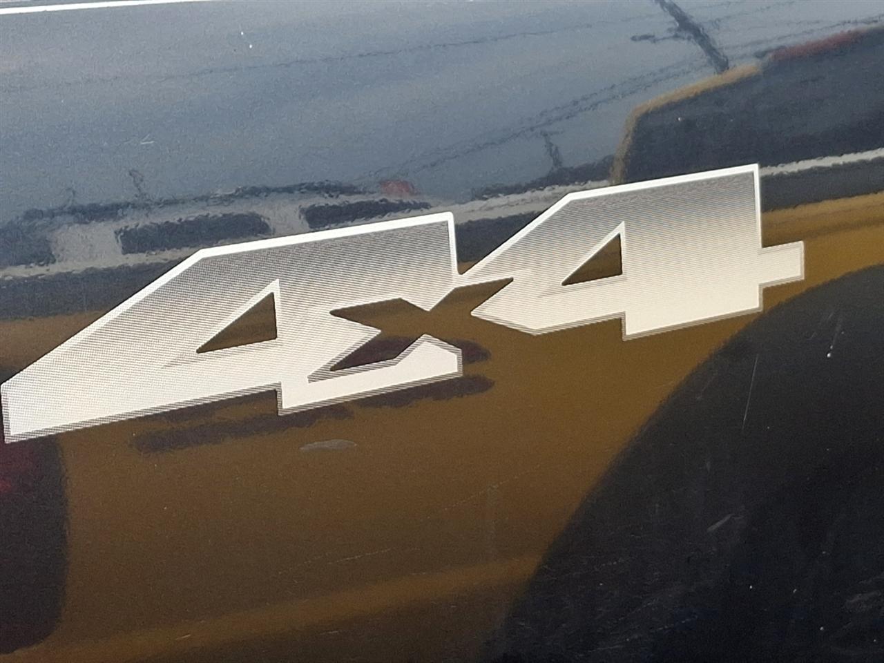 Chevrolet Avalanche  2003