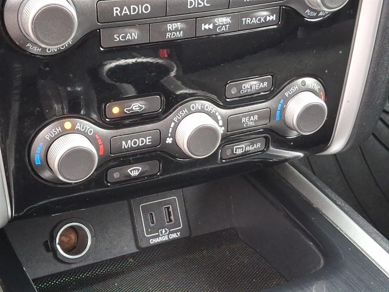 Nissan Pathfinder  2019