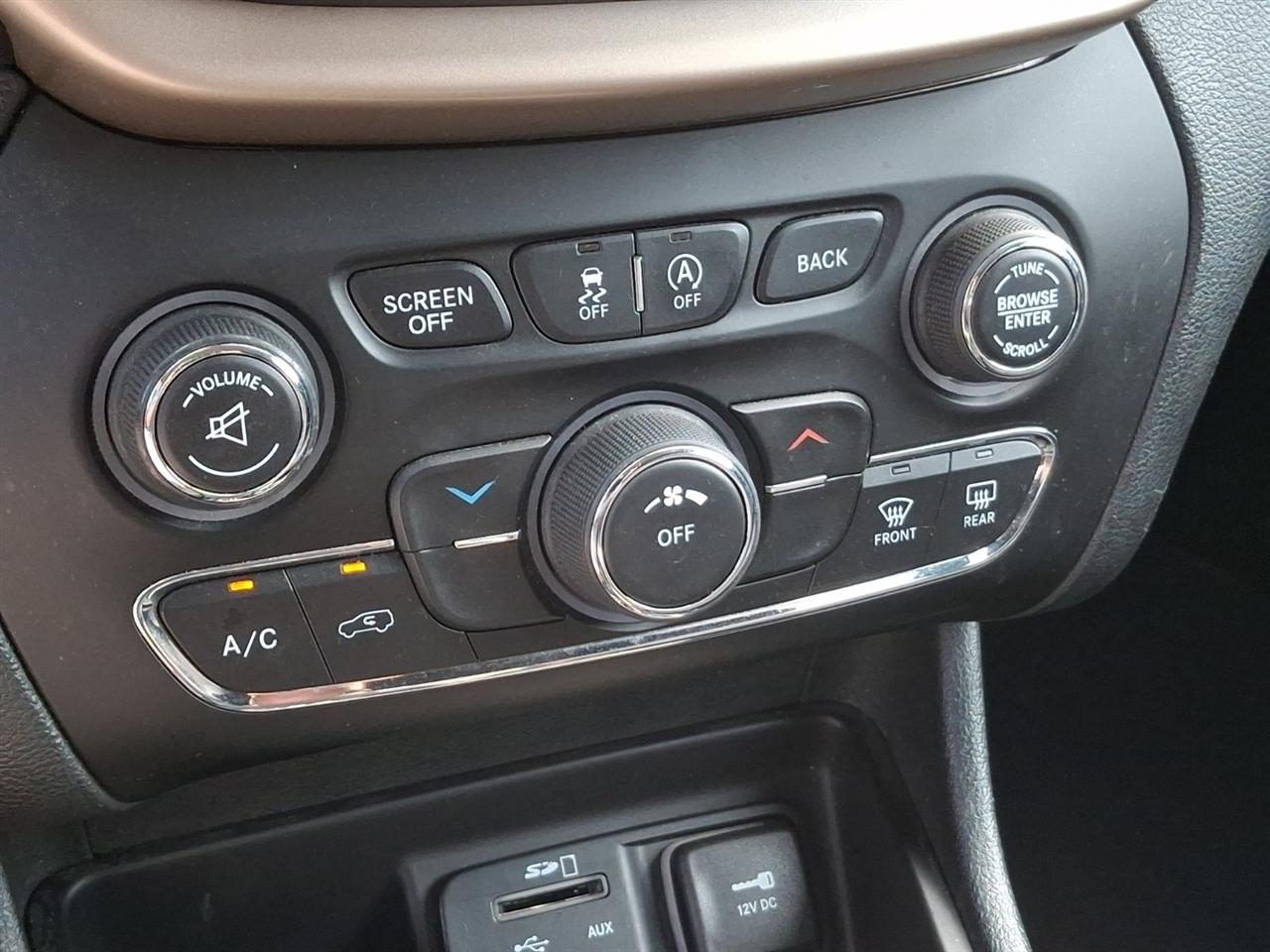 Jeep Cherokee  2015